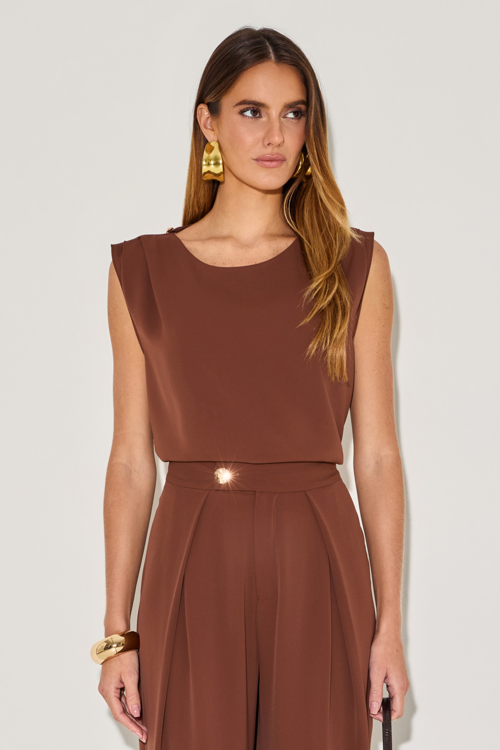 Blusa Alfaiataria Nisha Chocolate