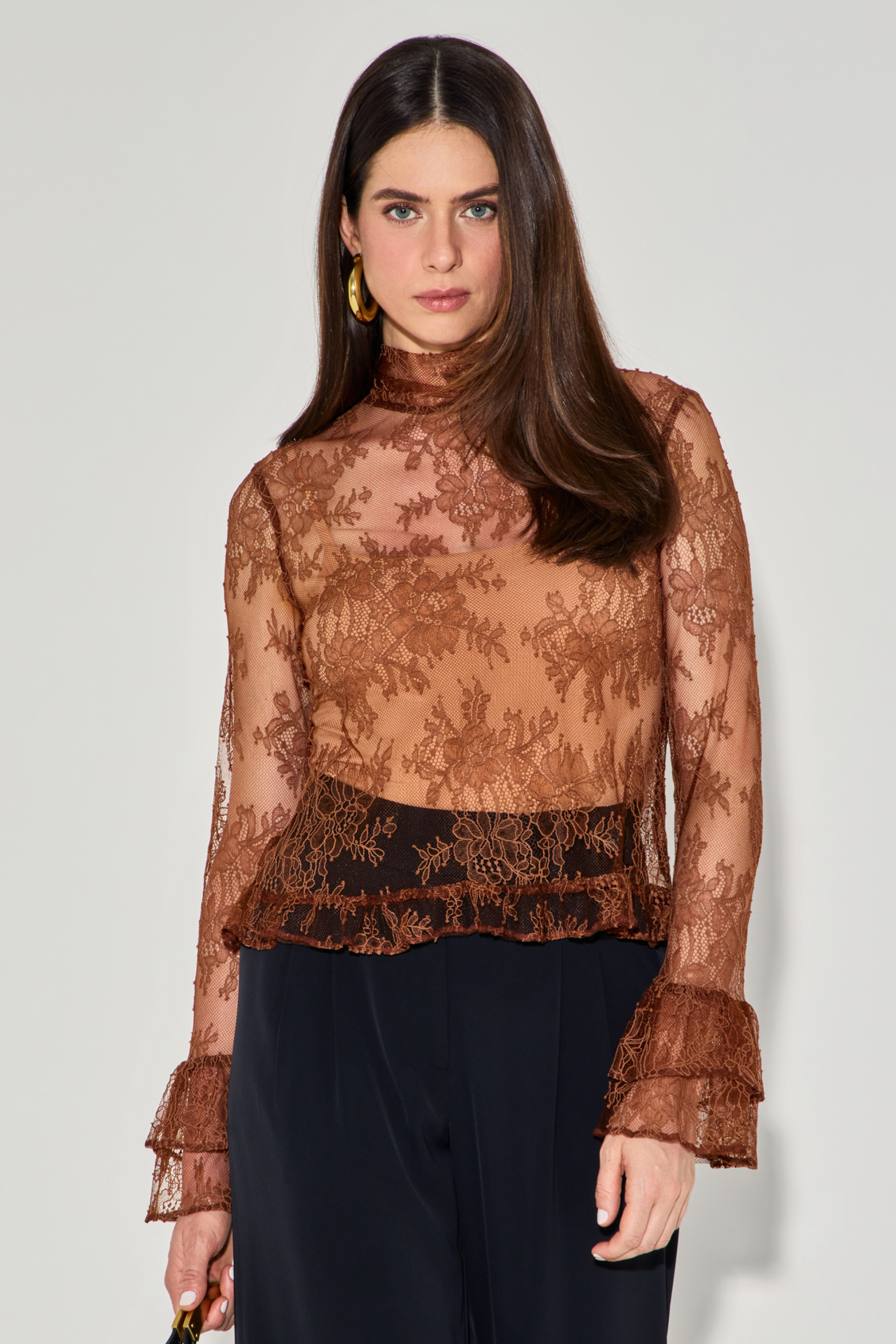 Blusa Renda Amelie Mocha