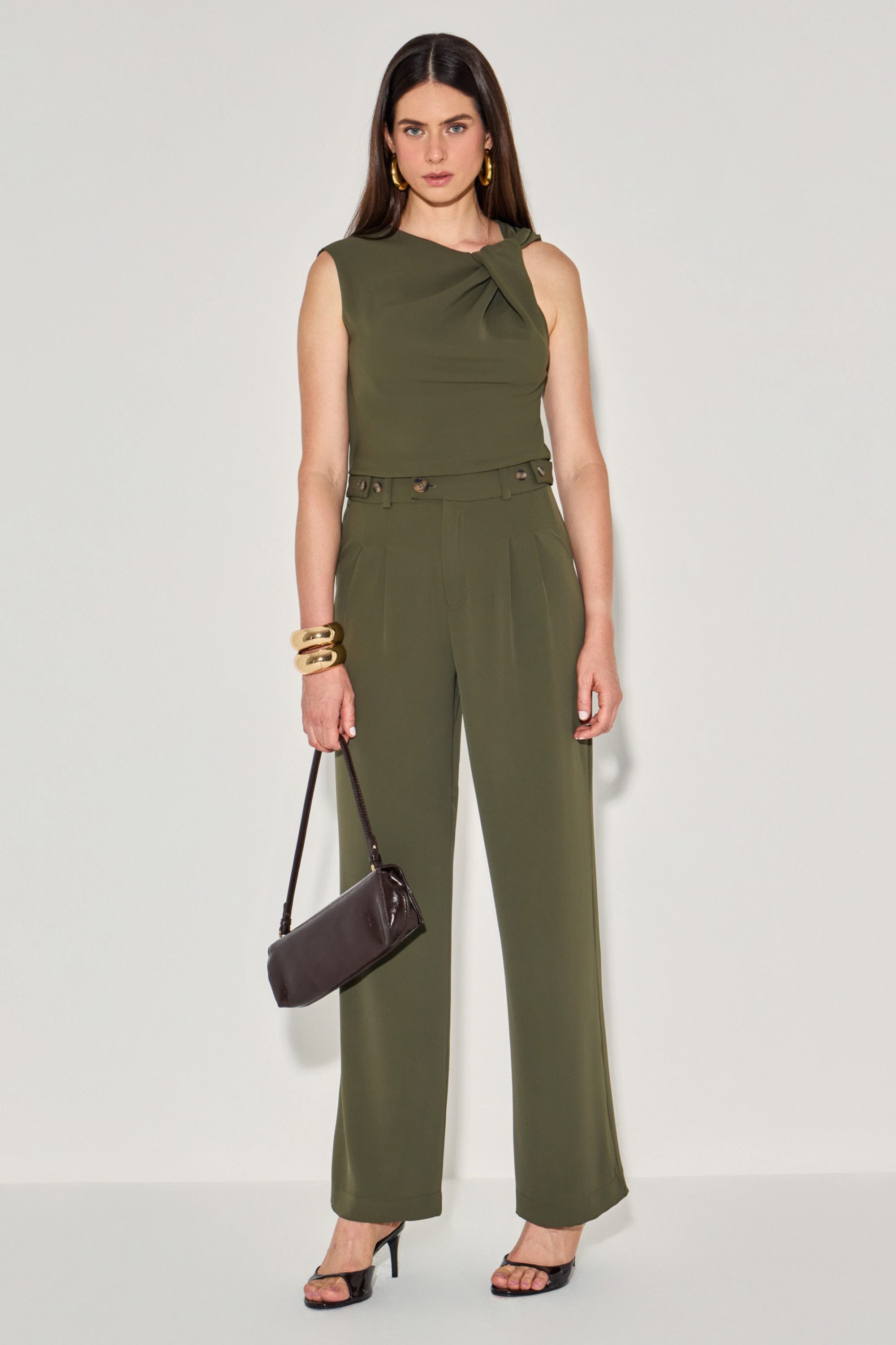 Calça Alfaiataria Ária Verde Militar