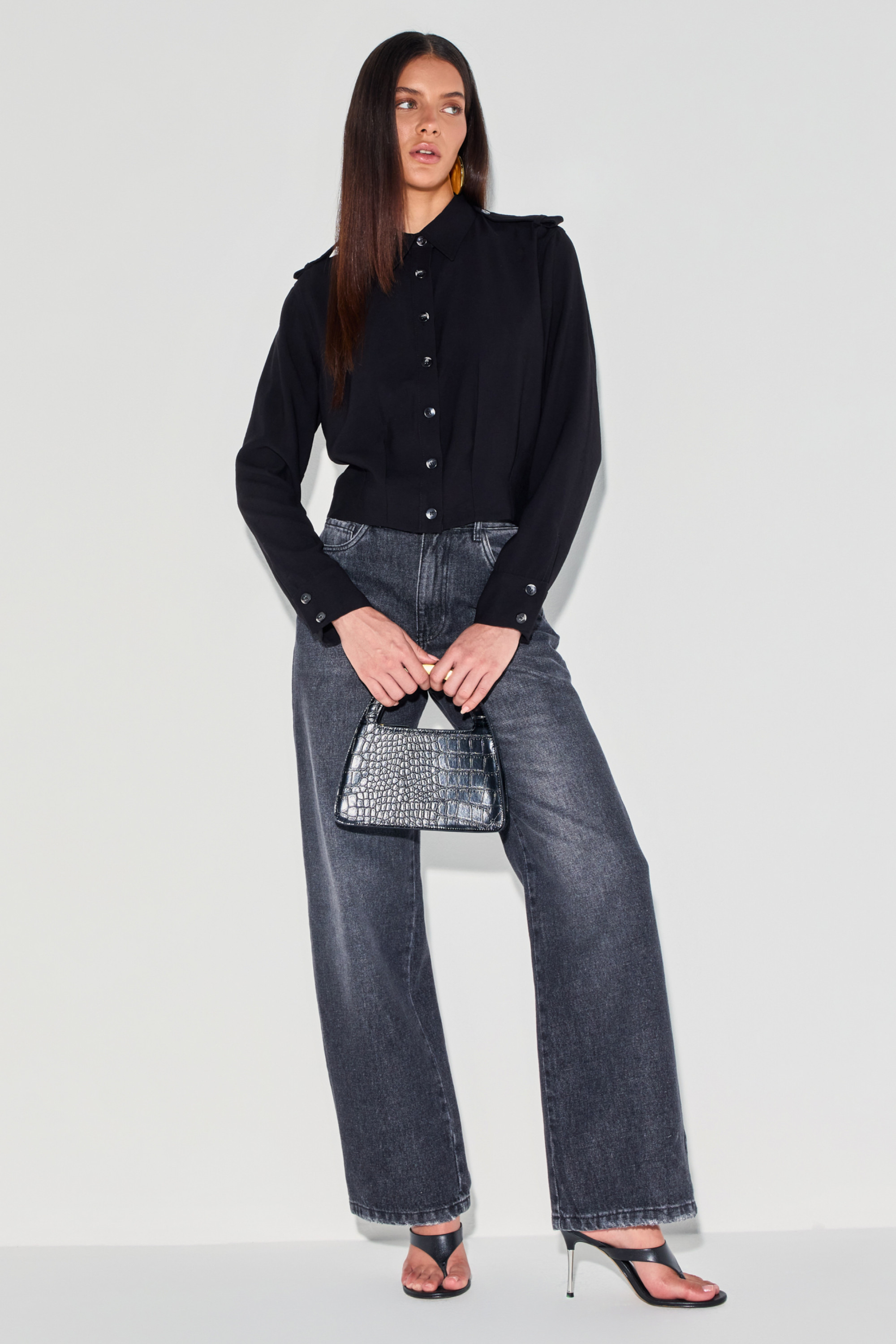 Calça Denim Reta Jacqueline Black
