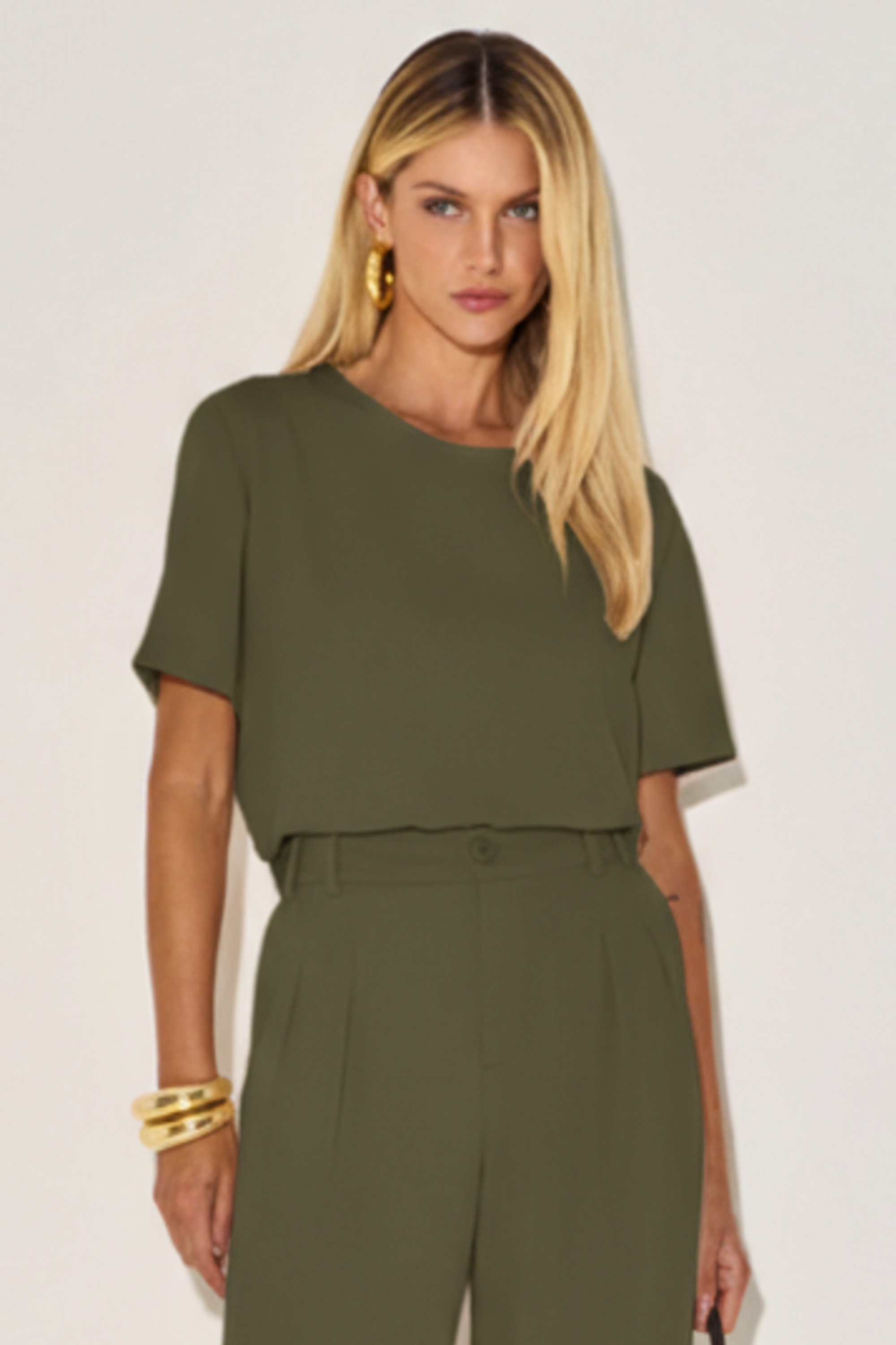 Blusa Alfaiataria Eliana Verde Militar