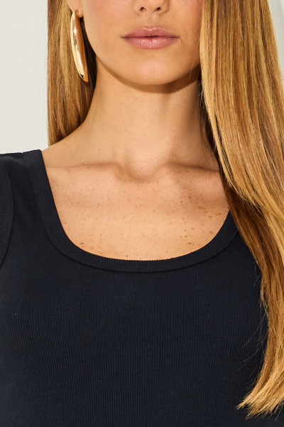 Blusa Regata Rib Caetana Preto
