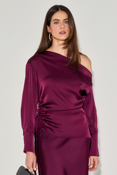Blusa Cetim Suelia Vinho