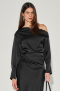 Blusa Cetim Suelia Preto